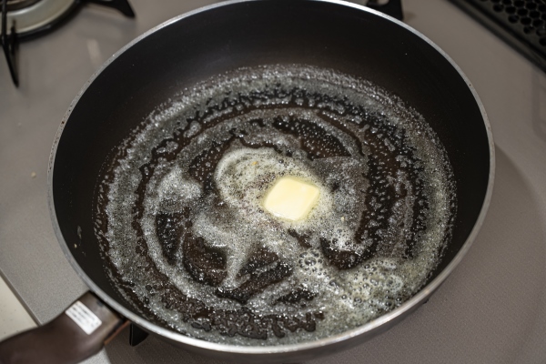 making omelet rice - Драчена на сливках, взбитая