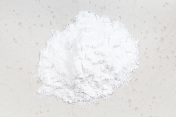 top view of pile of potato starch close up on gray - Цеппелины