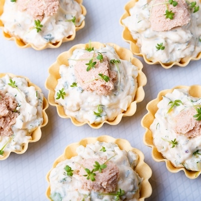 Тарталетки с печенью трески, пошаговый рецепт с фотографиями – Авторская кухня: Закуски. «Еда»