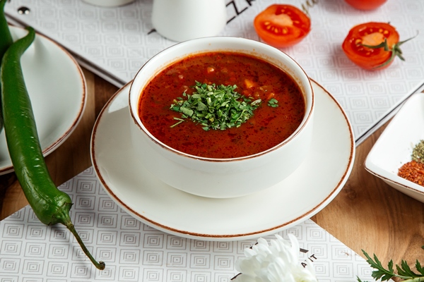 borsch side view - Овощной суп с кускусом