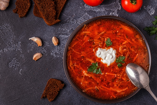 red soup with vegetables parsley - Борщ грибной с квасом
