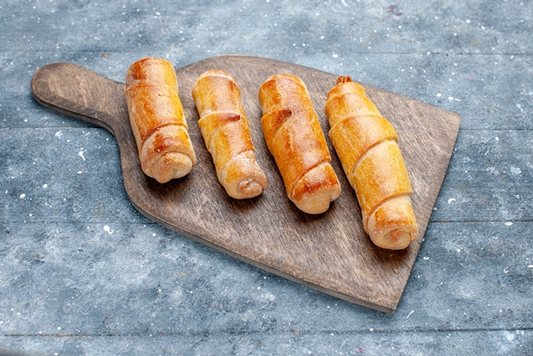 top view sweet delicious bangles with filling grey wooden desk sweet sugar bake pastry - Постное печенье с мармеладом по-монастырски