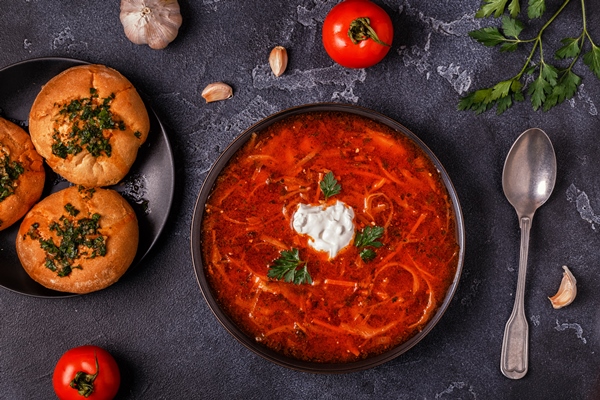 ukrainian russian traditional red soup - Борщ украинский с салом