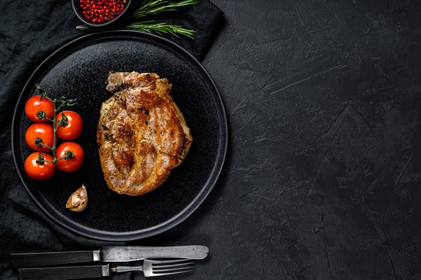 roast pork steak top view - Скоромная пища