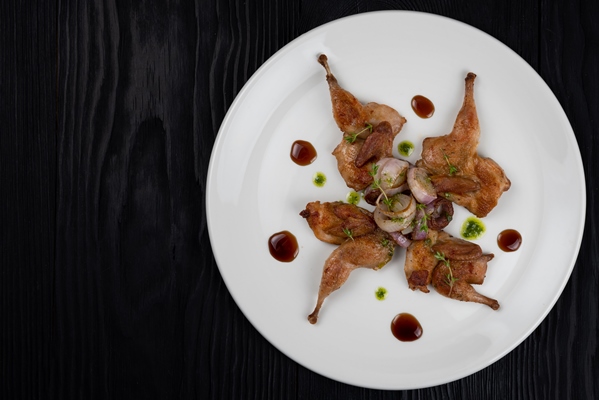 roasted quails with vegetable - Жареные перепела