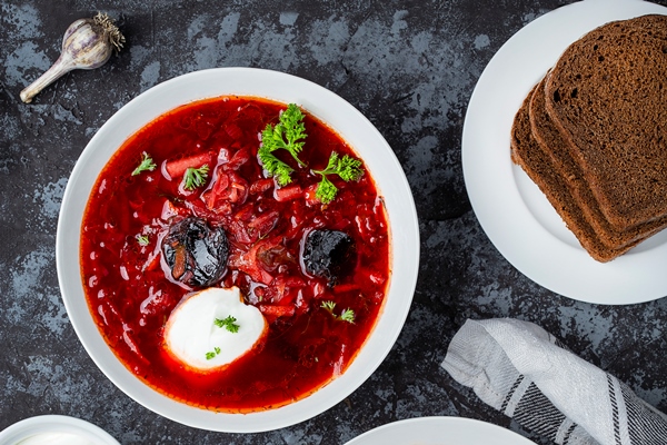 traditional ukrainian russian borscht with prunes sour cream 2 - Борщ постный с черносливом и грецкими орехами