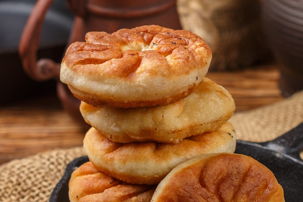 traditional russian fried patties belyash - Беляши с картофелем и шкварками