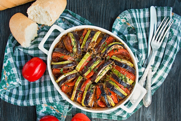 ratatouille is traditional french vegetable dish cooked oven diet vegetarian dish balanced nutrition eco food space - Рататуй с картофелем