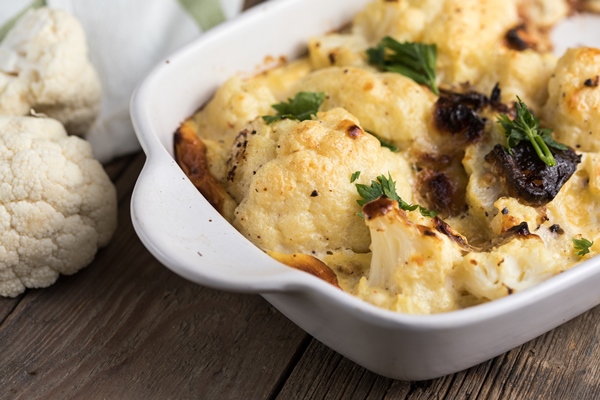 roasted whole cauliflower with lemon - Цветная капуста под соусом бешамель