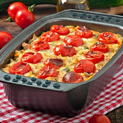 Запечённая солянка из кислой капусты с рыбой