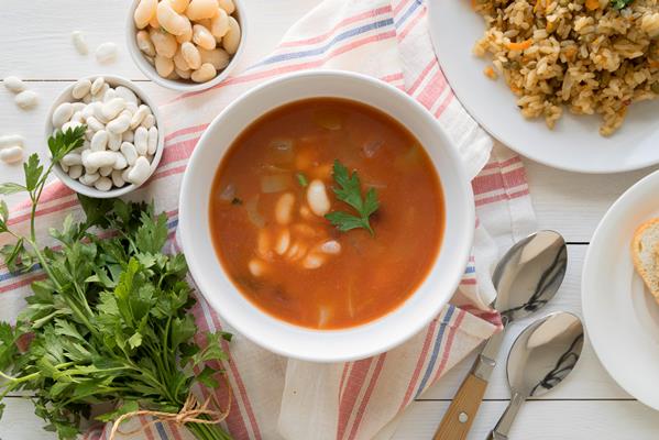 top view delicious healthy food - Рассольник с фасолью без масла