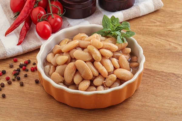 whinte canned kidney beans bowl - Отварная белая фасоль