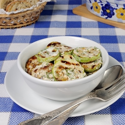 Кабачки под чесночным соусом