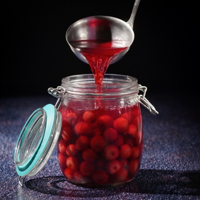 Вишня маринованная