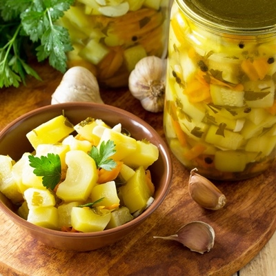 Маринованные кабачки с морковью и луком