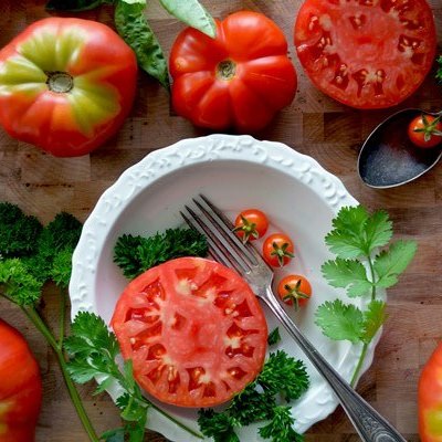 Помидоры, фаршированные картофельной начинкой