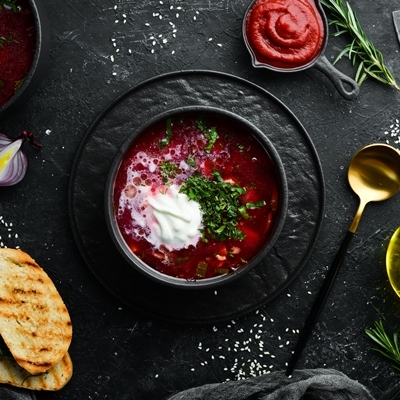 Борщ с печёной свёклой и грибами
