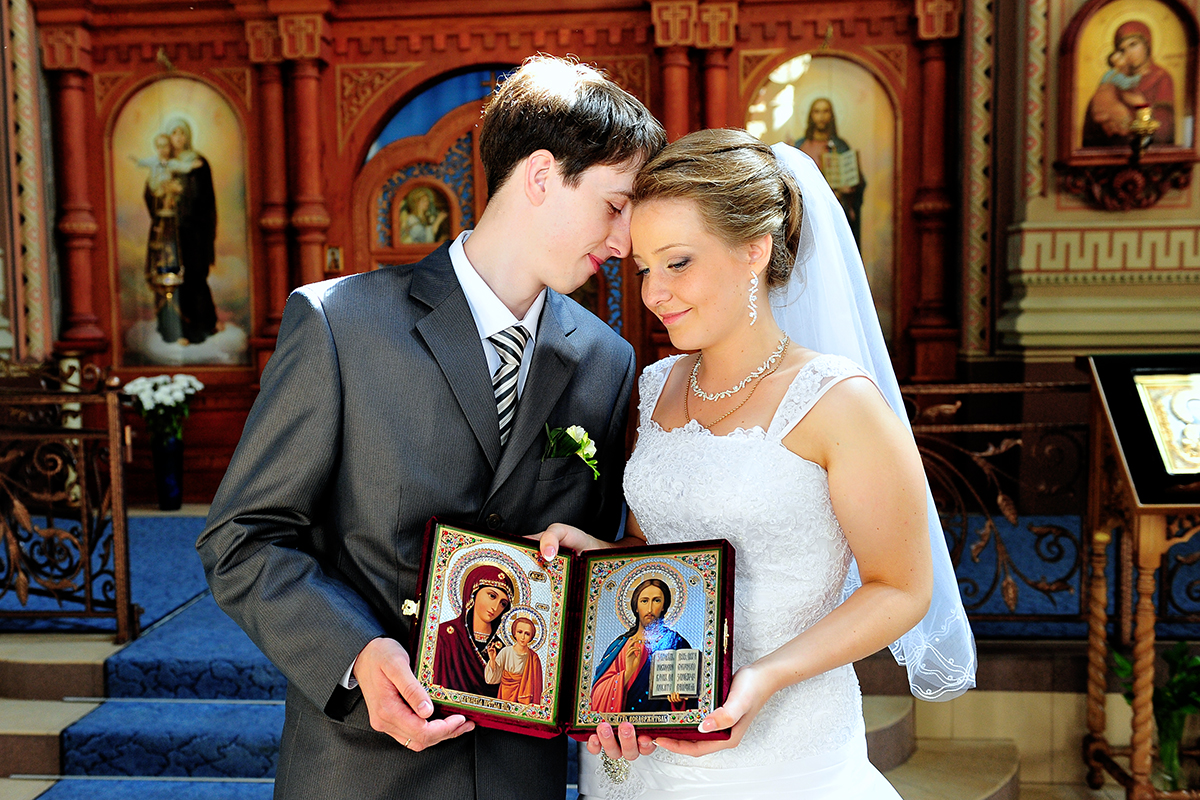 Православные женихи. Иконы для венчания. Иконы на благословение молодых. Иконы для благословения новобрачных. Икона для венчания в церкви.